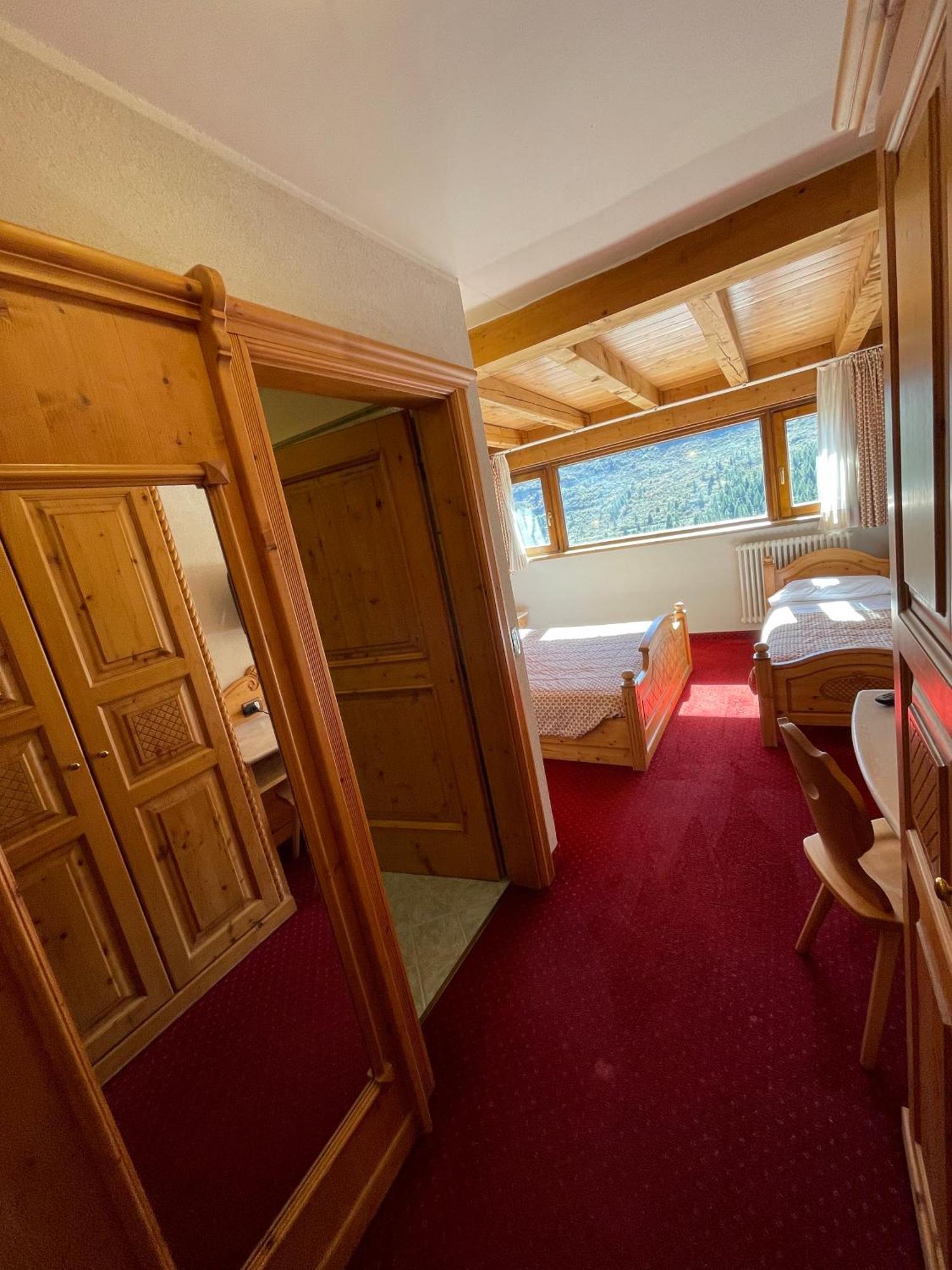 Sporting Hotel Passo del Tonale Bagian luar foto
