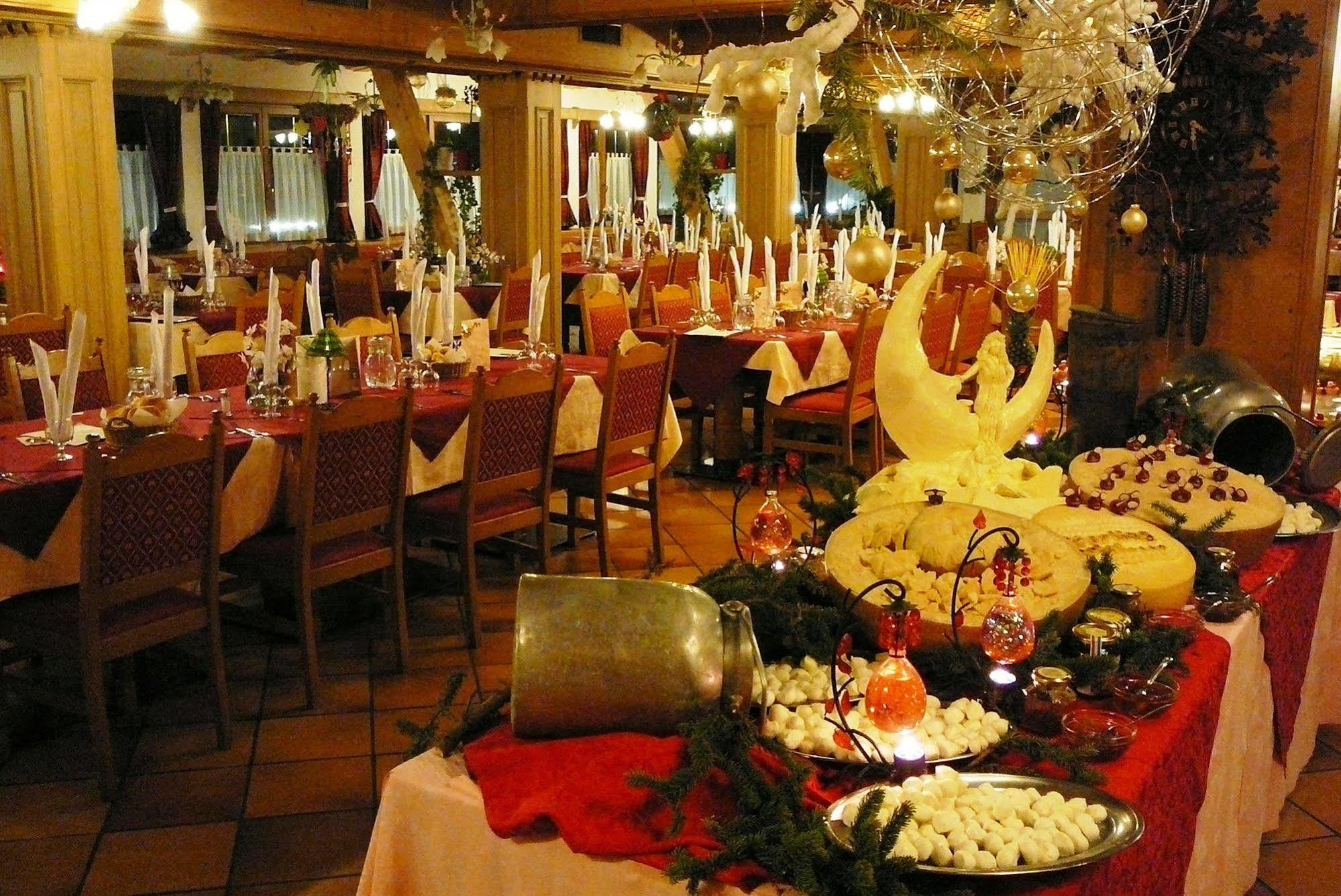 Sporting Hotel Passo del Tonale Bagian luar foto